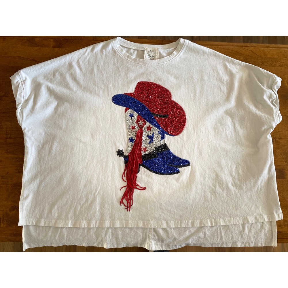 Fantastic Fawn Cowboy Boot Sequin T-Shirt Patriotic USA Oversized Tee M EUC - Picture 5 of 12
